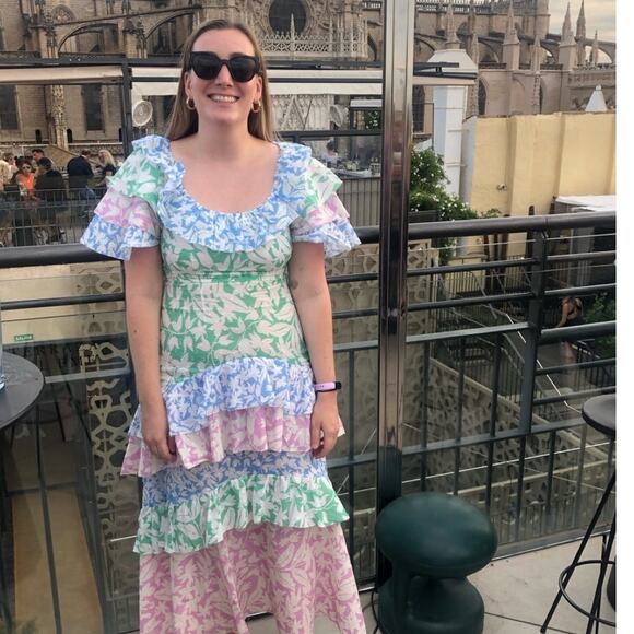 Blogger Fav Rixo Benita Printed Dress worn by Ana Cruz Kayne in Barbie - Picture 5 of 13